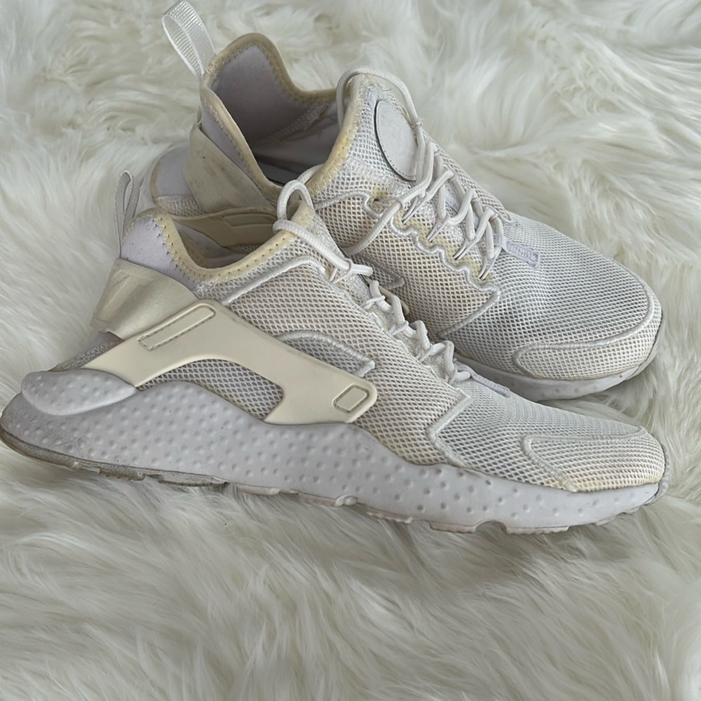 Nike W Air Huarache Run Ultra Sneakers Size 9